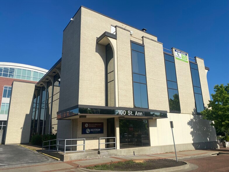 More Photos Of 100 Saint Ann St, Owensboro Office For Lease