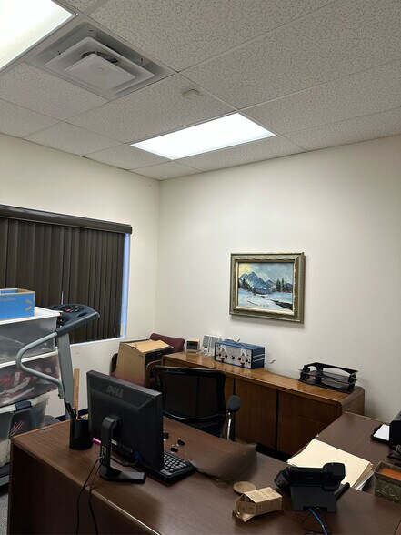 More Photos Of 4601 Hollow Tree Dr, Arlington Office For Lease