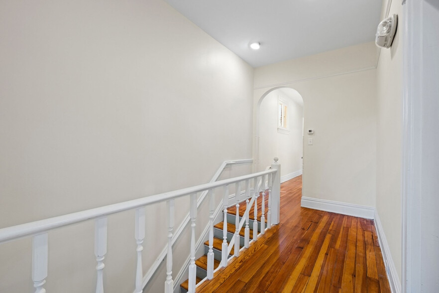 More Photos Of 5 S Adams St, Richmond Office For Sale