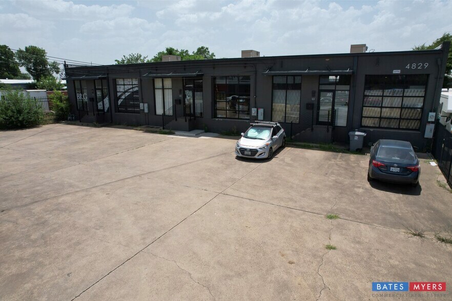 More Photos Of 4829 Gretna St, Dallas Industrial For Lease