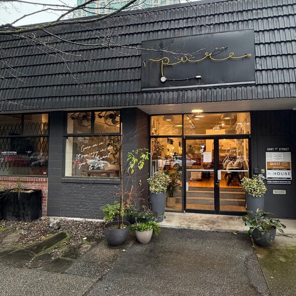 Primary Photo Of 153 1st St E, North Vancouver Storefront For Lease