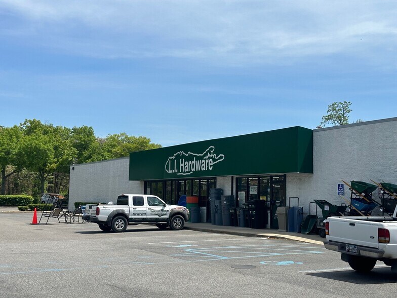 More Photos Of 3600-3606 Veterans Memorial Hwy, Bohemia Freestanding For Lease