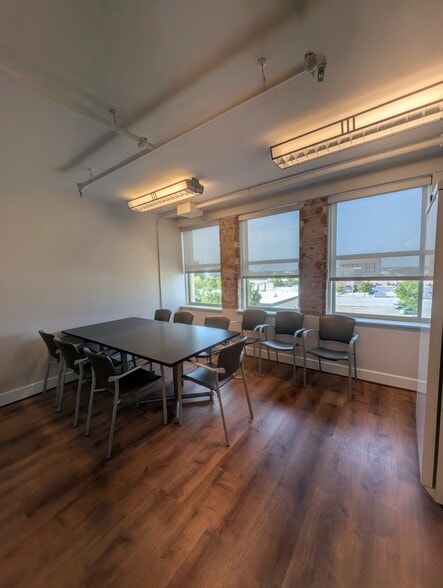 More Photos Of 219 N Main St, Bryan Office For Lease