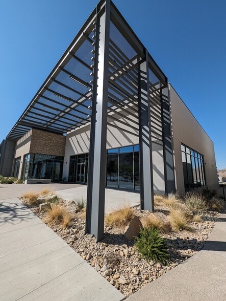 More Photos Of 344 Vin Rambla dr, El Paso Restaurant For Lease