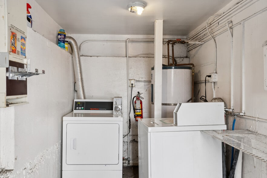 More Photos Of 250 Red Hill Ave, San Anselmo Apartments For Sale