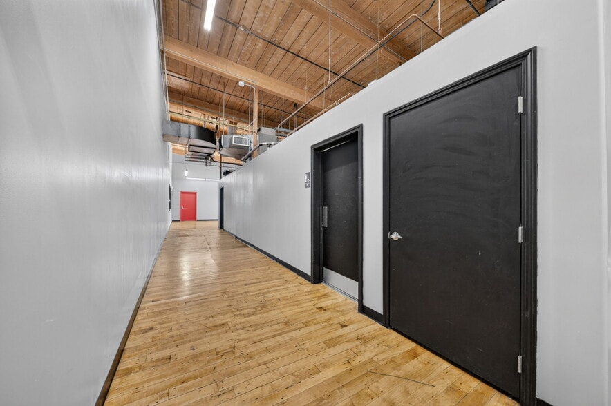 More Photos Of 418 Quequechan St, Fall River Light Manufacturing For Sale