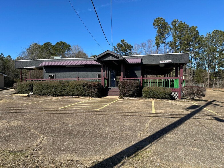 More Photos Of 113 Tuscaloosa Rd, Columbus Restaurant For Lease