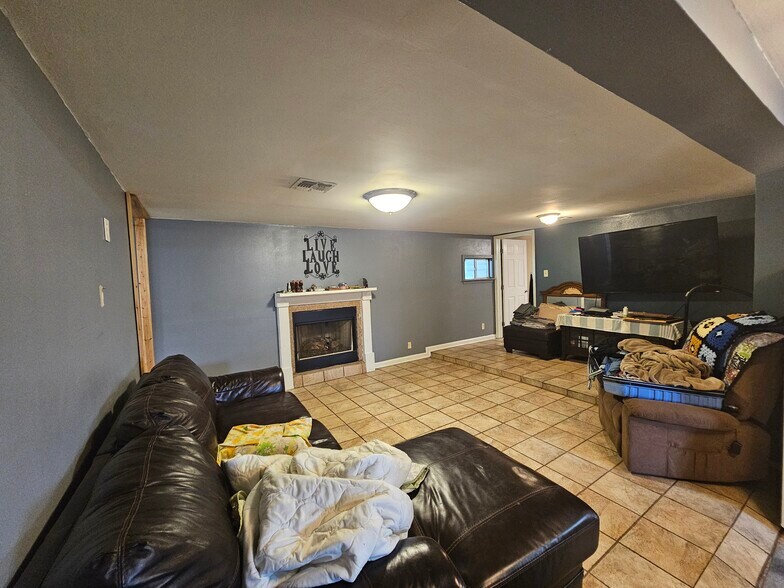 More Photos Of 606 W Main St, Thibodaux Convenience Store For Sale