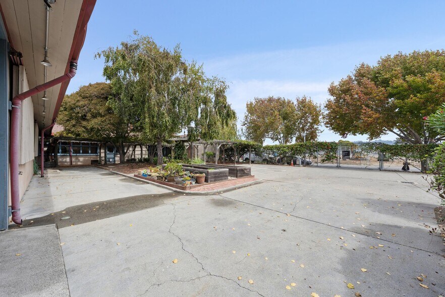 More Photos Of 253 S 25th St, Richmond Flex For Sale