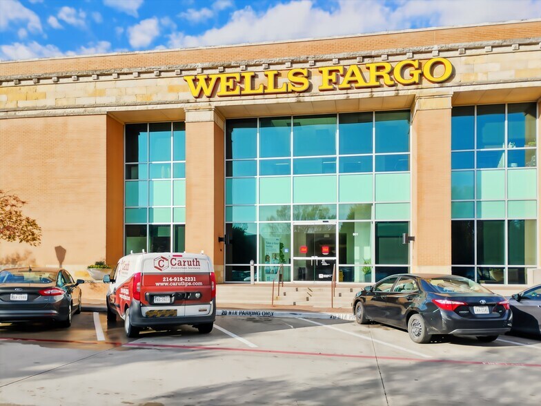 More Photos Of 901 W Rosedale St, Fort Worth Coworking Space