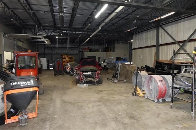 More Photos Of 4824 Industrial Park Dr, Stevens Point Manufacturing For Lease