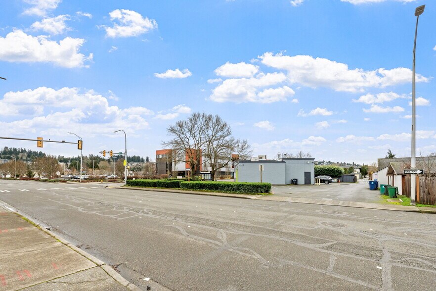 More Photos Of 351 Park Ave N, Renton General Retail For Sale