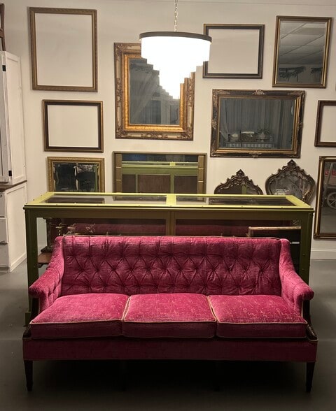 More Photos Of 302 Williams St, Fayetteville Flex For Sale