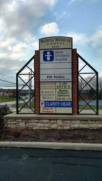 More Photos Of 3443 Medina Rd, Medina Unknown For Lease