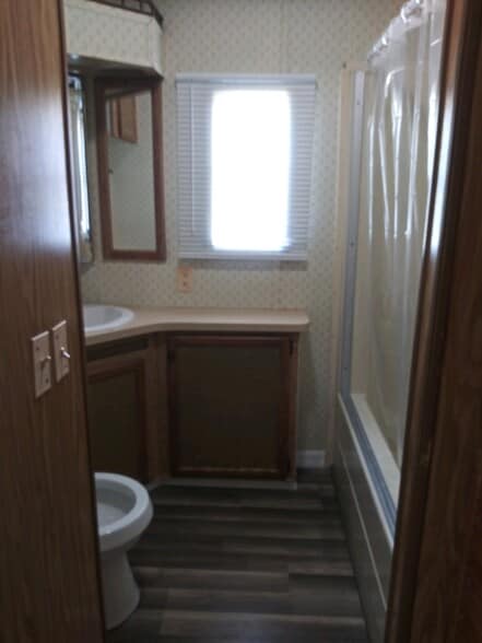 More Photos Of 2202 Shirah Rd, Auburndale Multifamily For Sale
