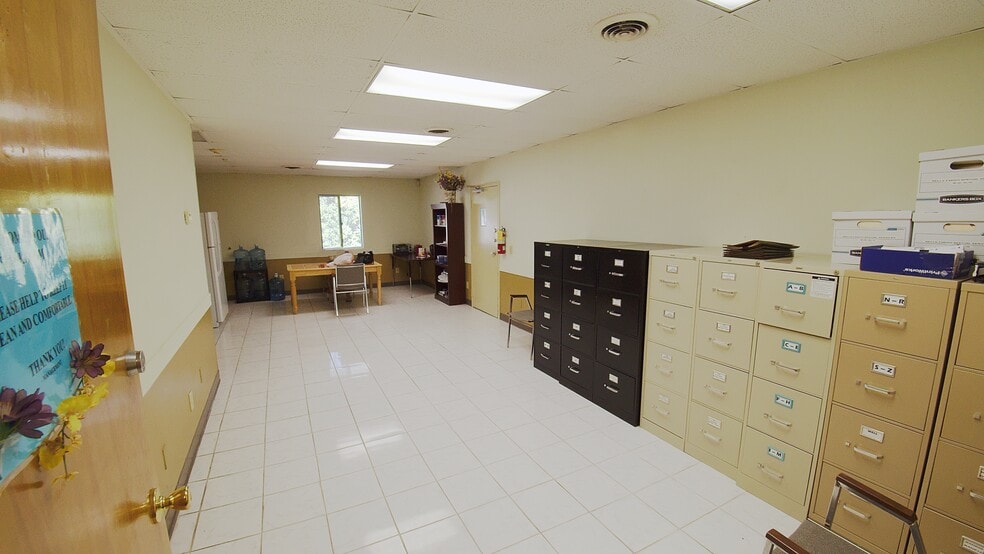 More Photos Of 3299 Northcrest Rd, Atlanta Office For Sale