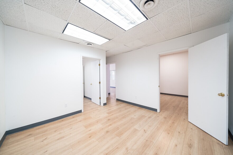 More Photos Of 3600 Bergenline Ave, Union City Storefront Retail Office For Lease