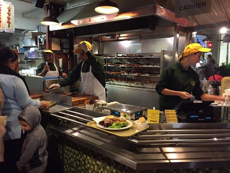 More Photos Of 909 Merchant St, Vacaville Restaurant For Lease