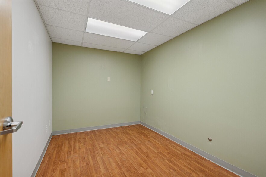 More Photos Of 101 Progress Dr, Doylestown Medical For Lease