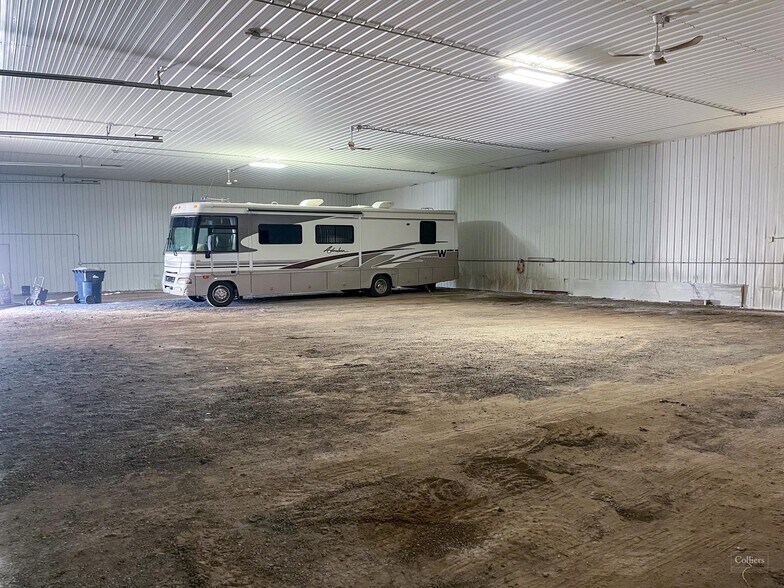 More Photos Of 42 10th St, Weyburn Industrial For Lease