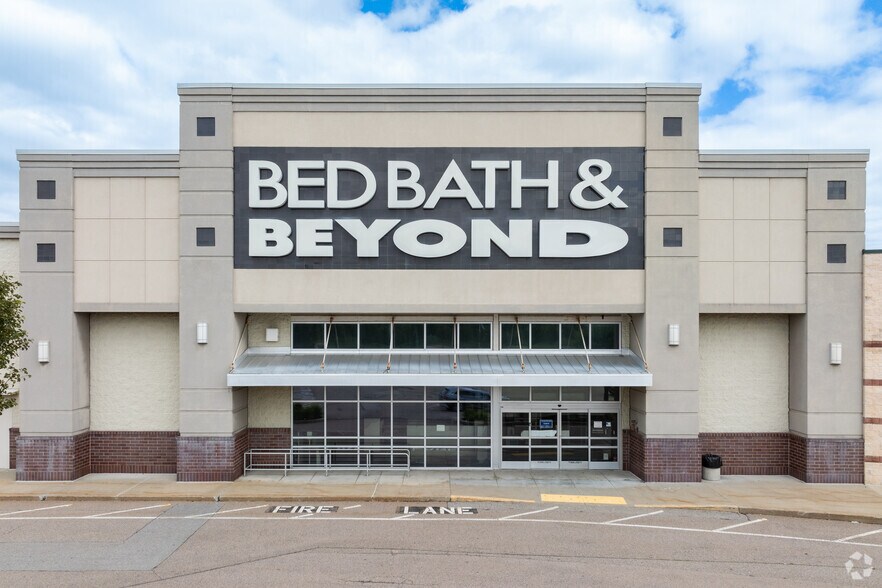 More Photos Of 1300-1500 S Washington St, North Attleboro Unknown For Lease