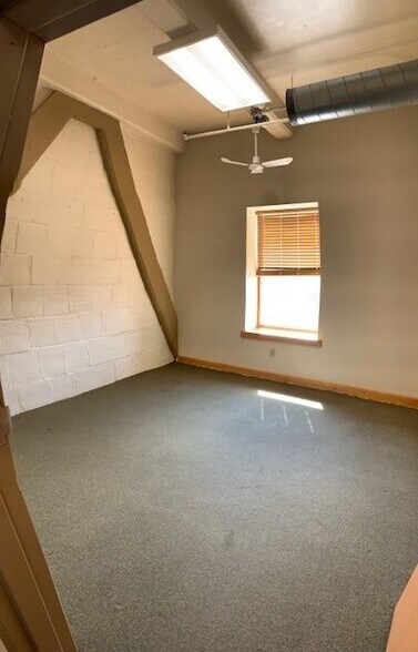 More Photos Of 231 W Water St, Elmira Storefront Retail Office For Lease