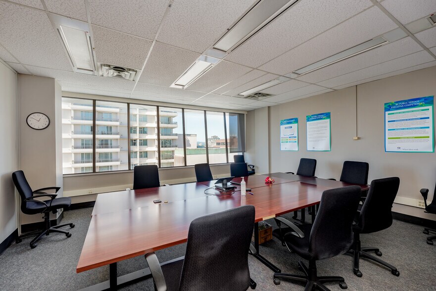 More Photos Of 810 Blanshard St, Victoria Office For Lease