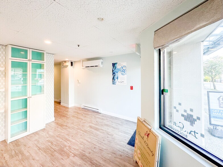 More Photos Of 3291 Dunbar St, Vancouver Apartments For Sale