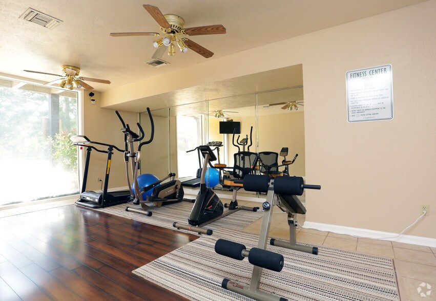More Photos Of 5660 S Lakeshore Dr, Shreveport Apartments For Sale