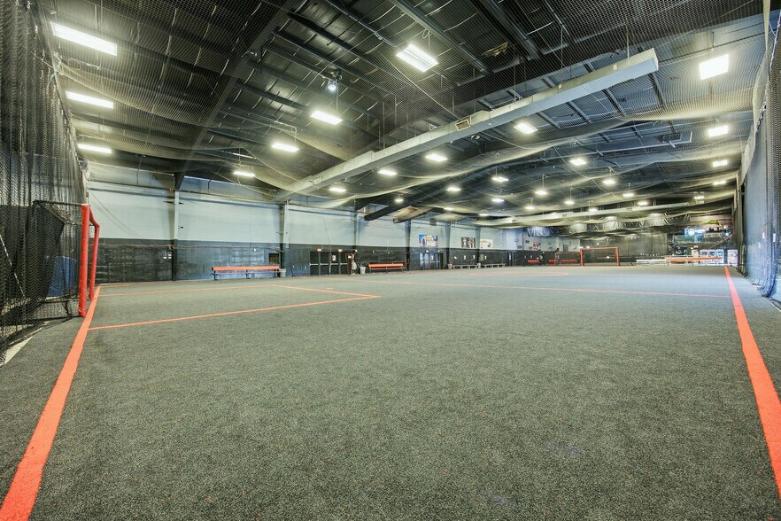 More Photos Of 6616 New Peachtree Rd, Doraville Sports And Entertainment For Sale