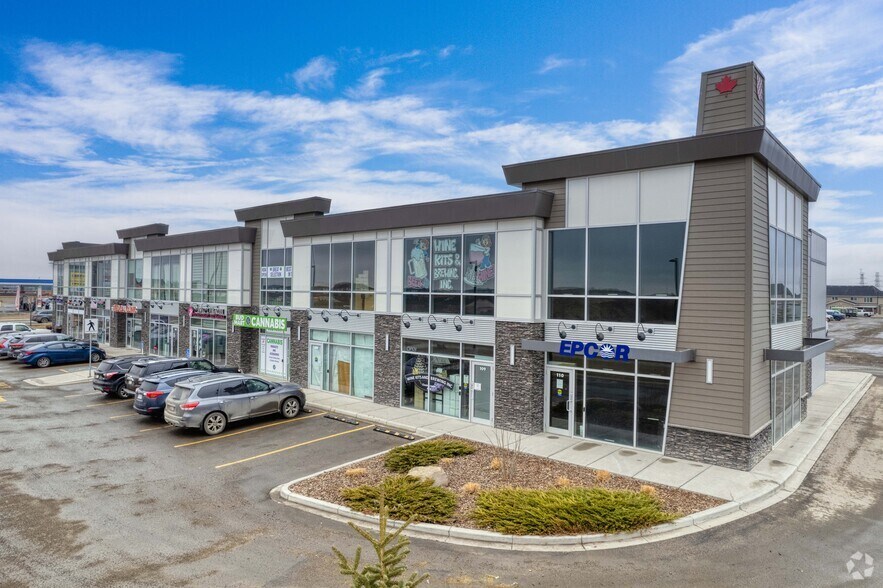 More Photos Of 100 Range Rd, Chestermere Unknown For Lease