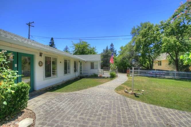 More Photos Of 1720 Lilac Ln, Auburn Assisted Living For Sale