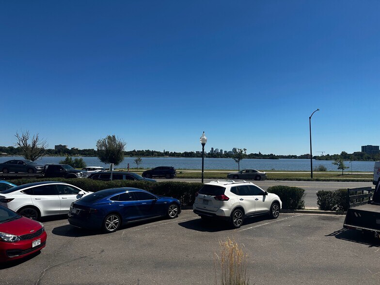 More Photos Of 2045 Sheridan Blvd, Edgewater Freestanding For Lease