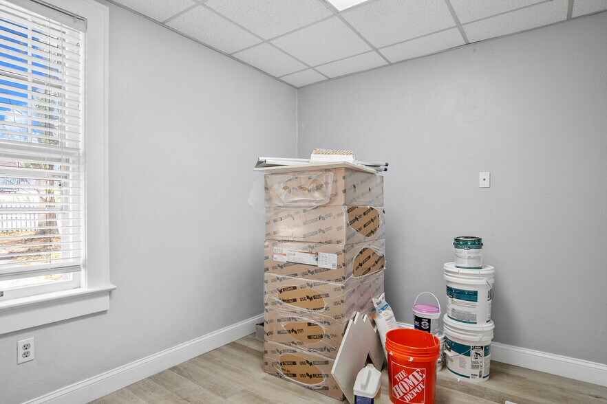 More Photos Of 614 S Main St, Blacksburg Medical For Sale