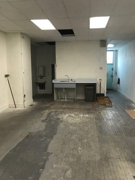 More Photos Of 6442-6450 Cermak Rd, Berwyn Apartments For Lease