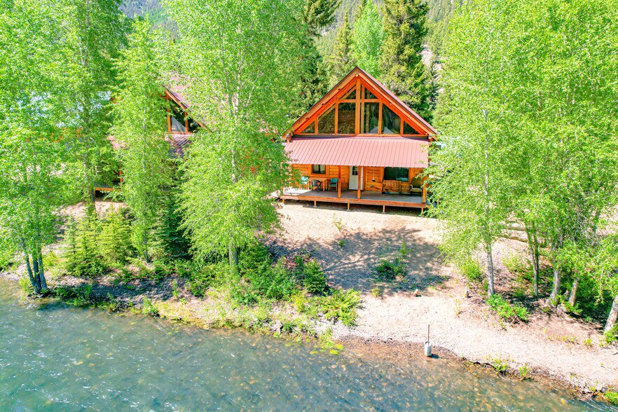 More Photos Of 860 County Road 142, Lake City Hotel For Sale