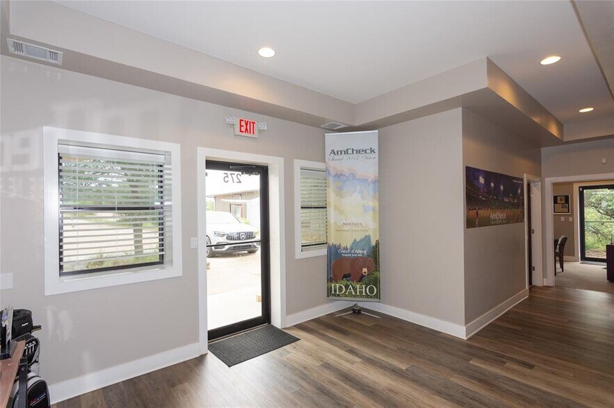 More Photos Of 275 Frog Pond Ln, Dripping Springs Office For Lease