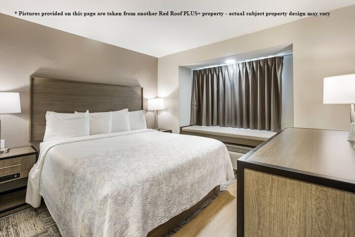 More Photos Of 1401 Atlantic Blvd, Neptune Beach Hotel For Lease