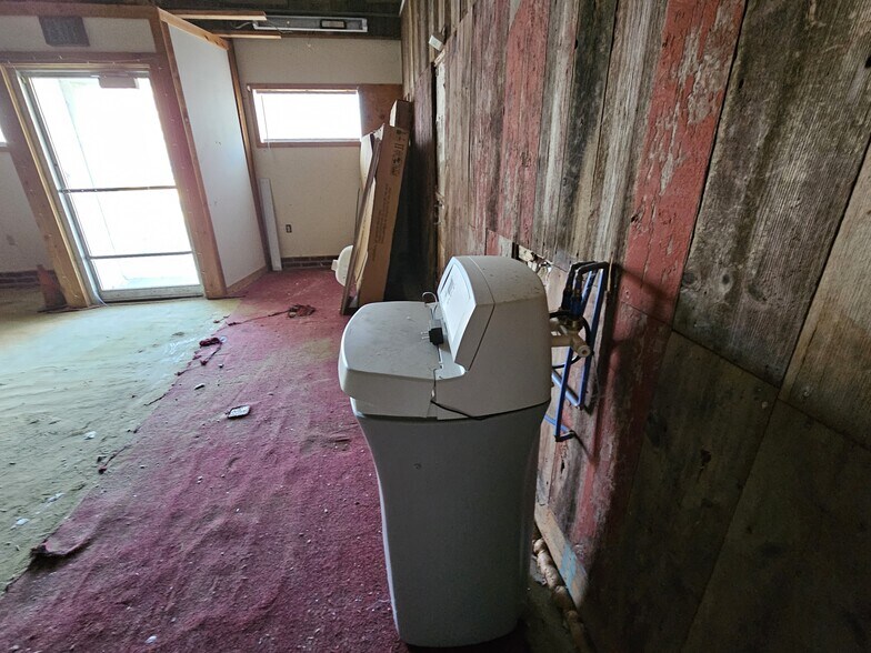 More Photos Of 17624 IN-37 Hwy, Harlan Light Distribution For Lease