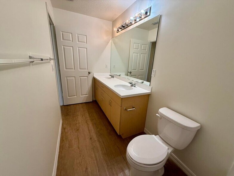 More Photos Of 3531 S 7th St, Fort Pierce Apartments For Sale