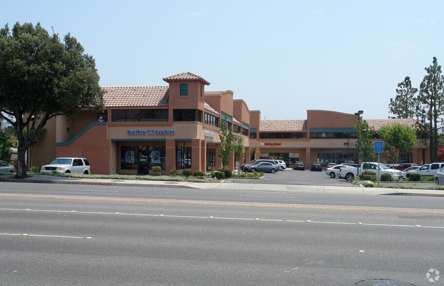 More Photos Of 1720 E Los Angeles Ave, Simi Valley General Retail For Lease