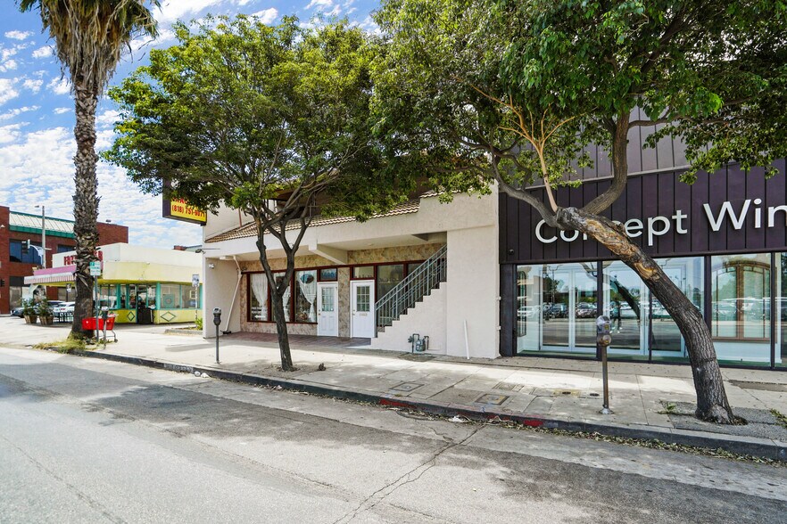 More Photos Of 14406-14410 Ventura Blvd, Sherman Oaks Storefront Retail Office For Lease
