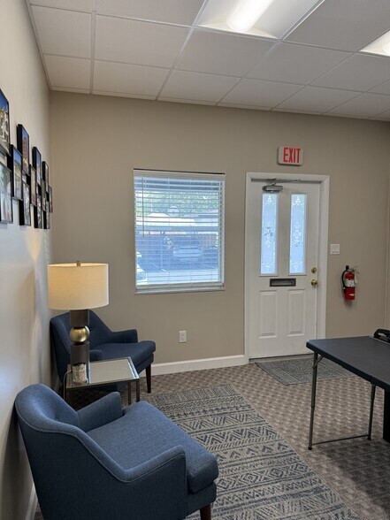 More Photos Of 935 Main St, Safety Harbor Office For Lease