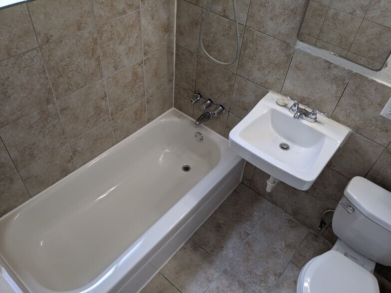 More Photos Of 2505 Kenton St, Aurora Apartments For Sale