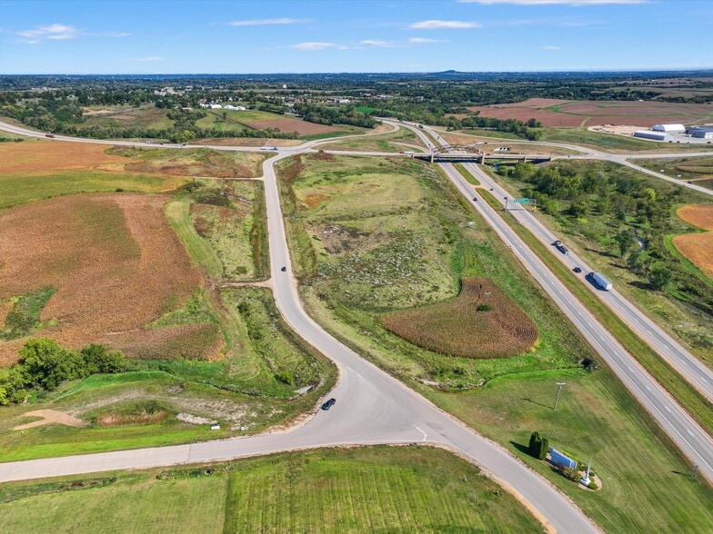 More Photos Of 10496 Ironwood Dr, Dubuque Land For Sale