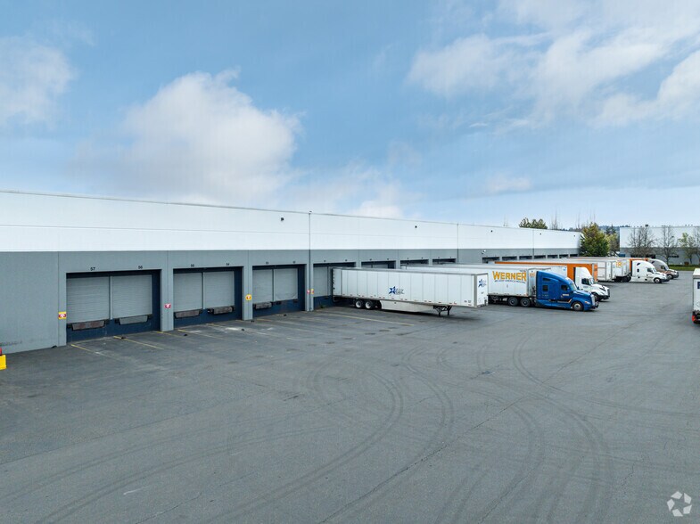 More Photos Of 21318-21420 64th Ave S, Kent Warehouse For Lease