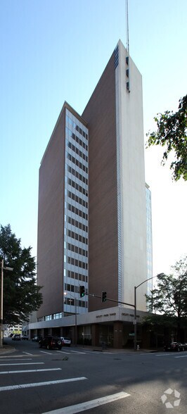 More Photos Of 323 Center St, Little Rock Office For Lease