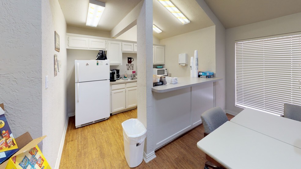 More Photos Of 1208 Bent Oaks Ct, Denton Office Residential For Sale