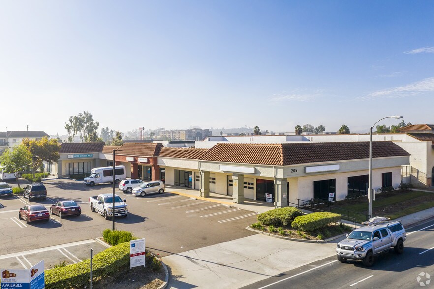 More Photos Of 205 W Mission Ave, Escondido Unknown For Lease