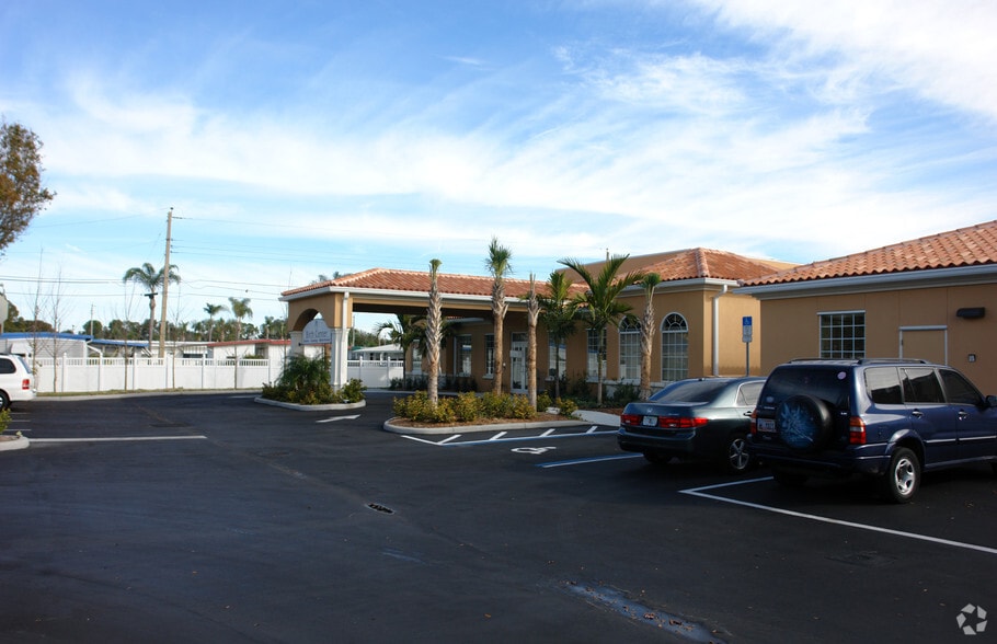 More Photos Of 1900 E Bay Dr, Largo Medical For Sale
